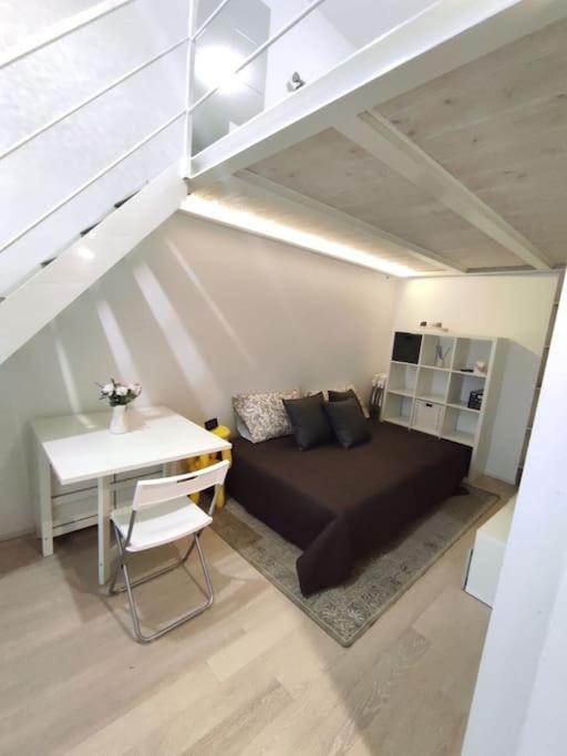 Duomo Porta Venezia Mini Loft Con Wifi E Netflix Apartman Milánó Kültér fotó