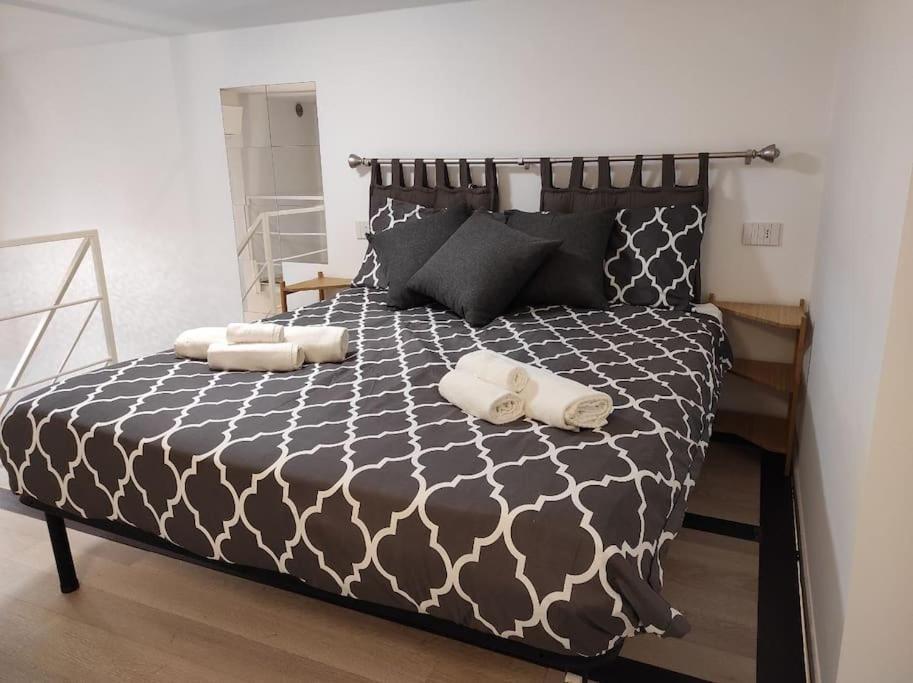 Duomo Porta Venezia Mini Loft Con Wifi E Netflix Apartman Milánó Kültér fotó