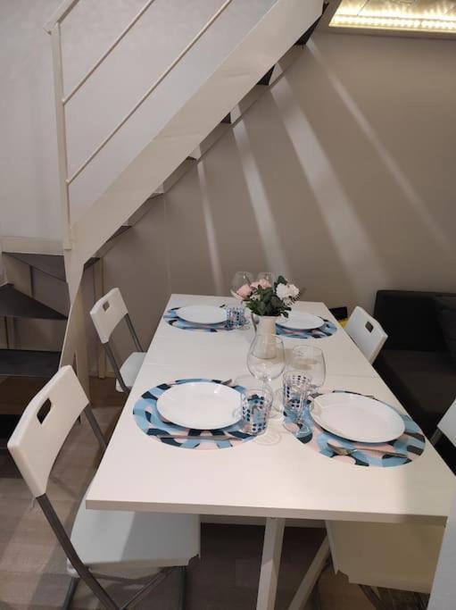 Duomo Porta Venezia Mini Loft Con Wifi E Netflix Apartman Milánó Kültér fotó
